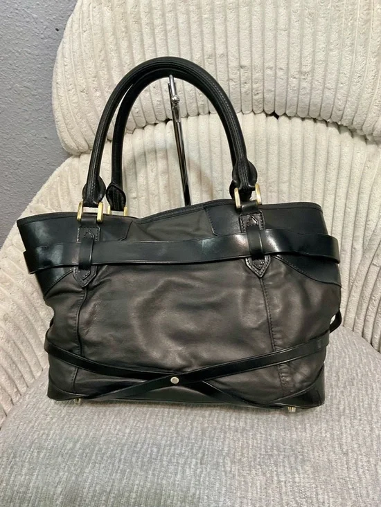 Burberry bags - Picture 4 of 15